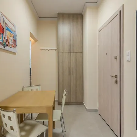 And Cozy 1 Bedroom Athens